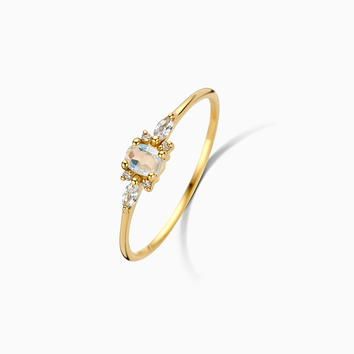 Lioravelle | Fioletowy Pierścionek Diamentowy 18k Złoto